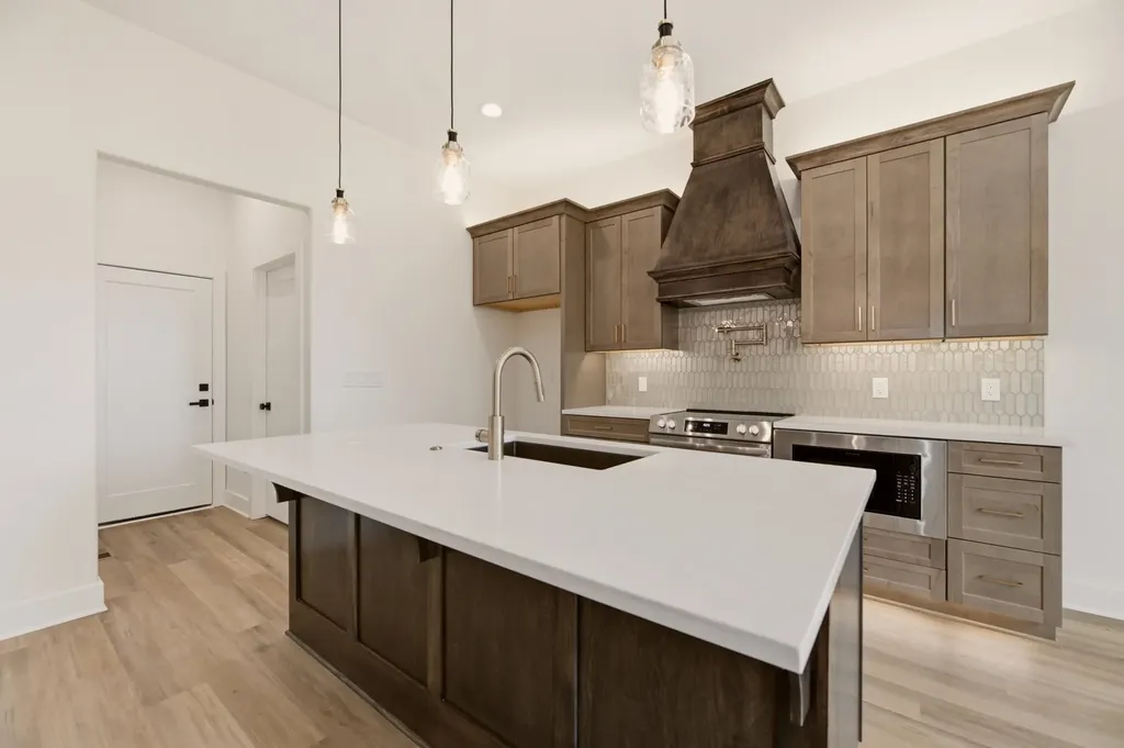1207 E Maywood Court Wichita KS 67216