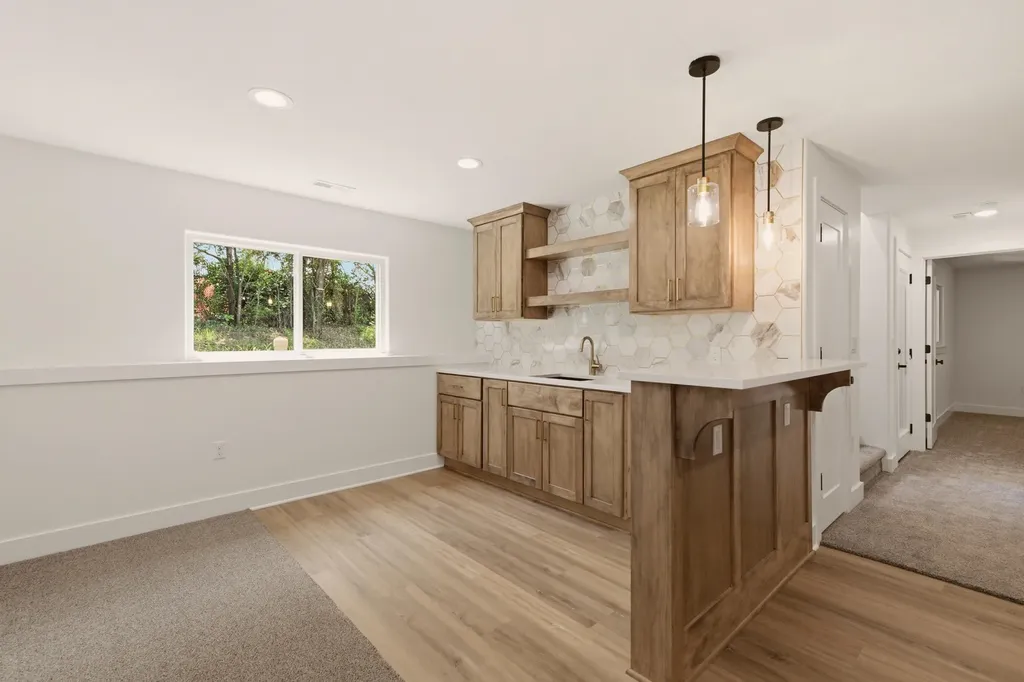 1207 E Maywood Court Wichita KS 67216