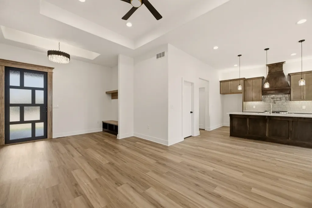1207 E Maywood Court Wichita KS 67216