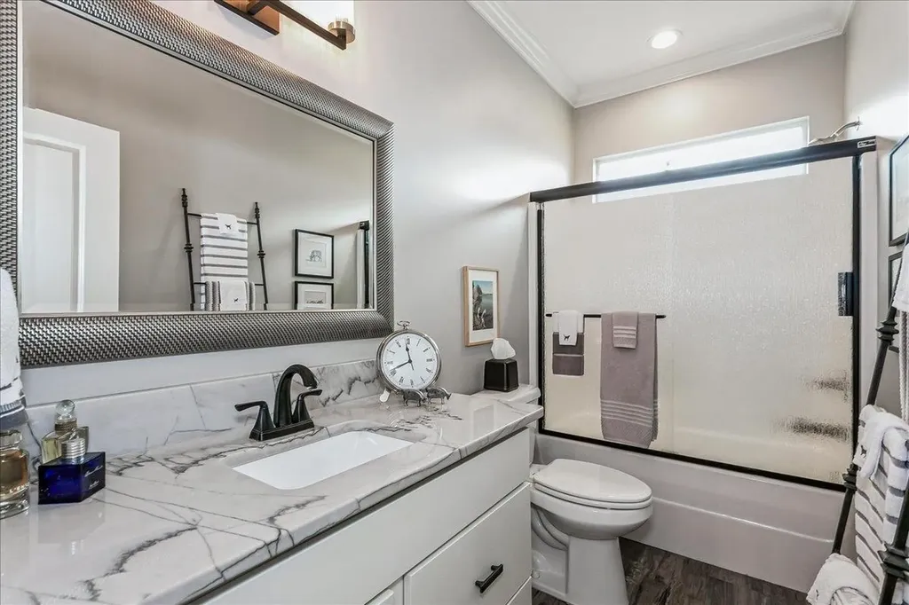 1326 S Rocky Creek Wichita KS 67230