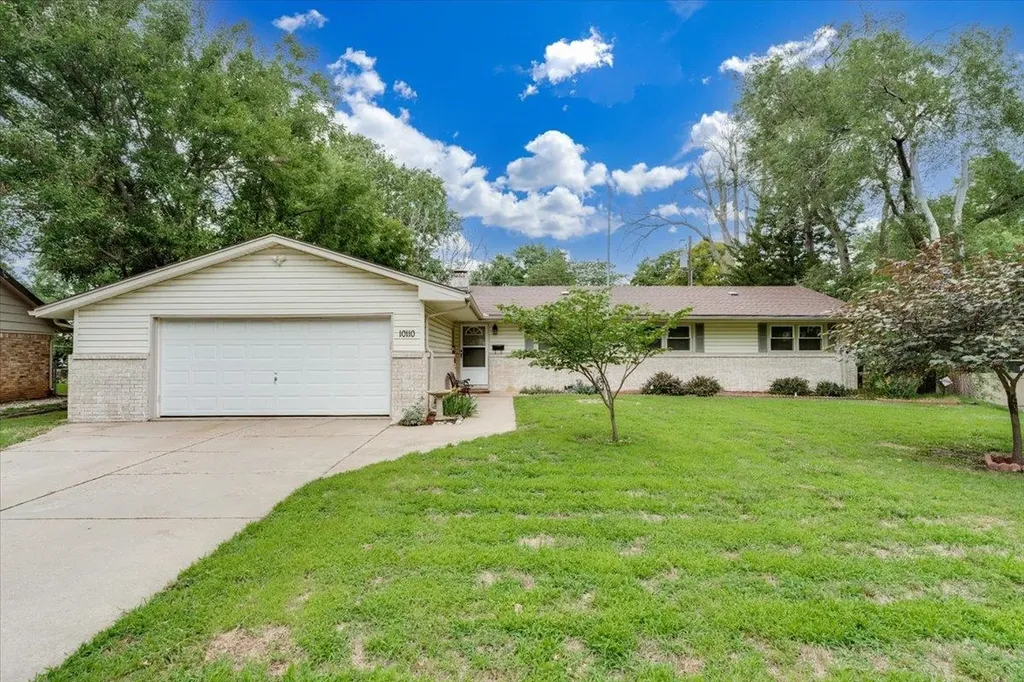 10110 W 9th Street N Wichita KS 67212