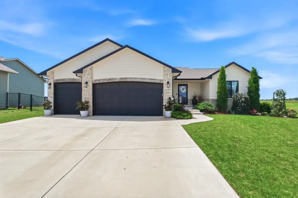 13038 W Blake Court Wichita KS 67235-4115