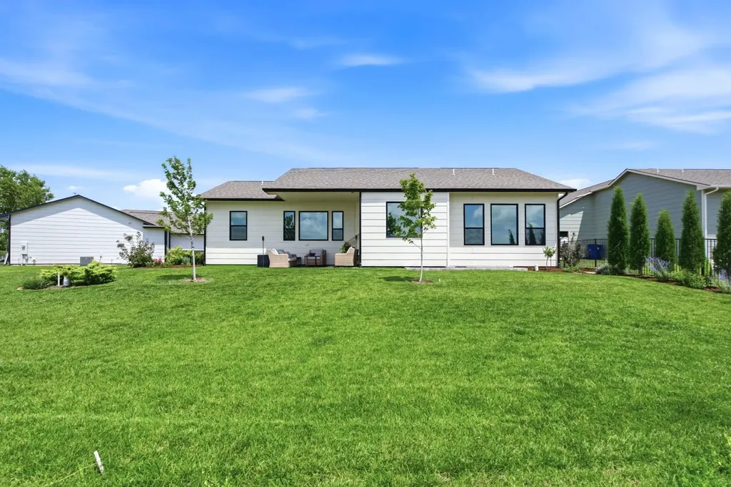 13038 W Blake Court Wichita KS 67235-4115