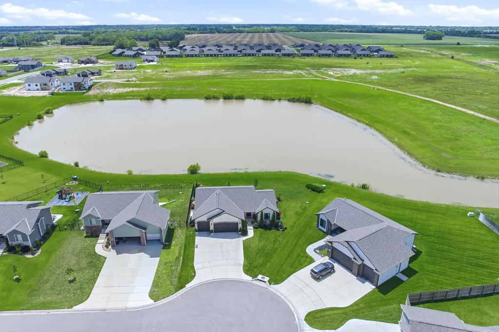 13038 W Blake Court Wichita KS 67235-4115