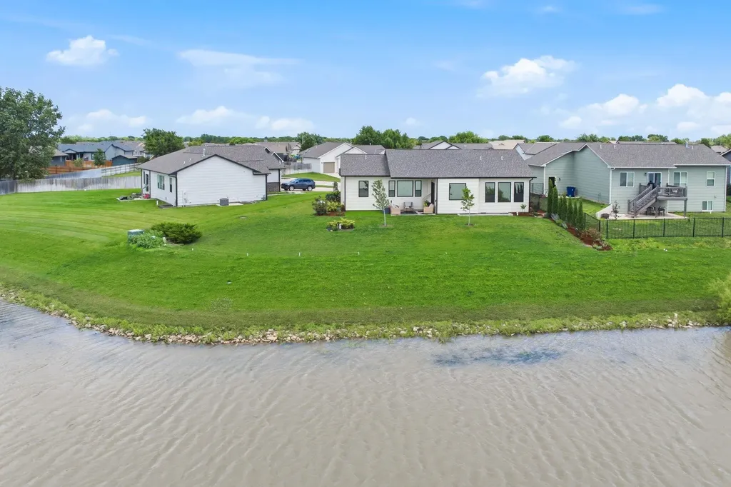 13038 W Blake Court Wichita KS 67235-4115