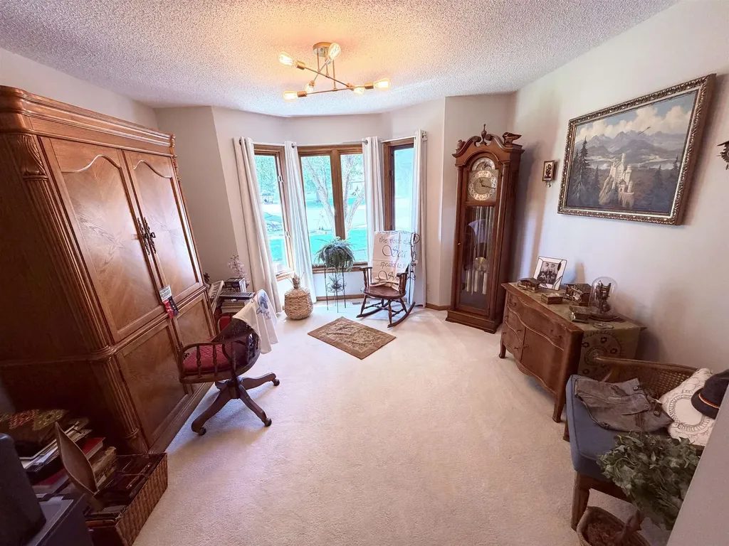 4610 N Farmstead Court Bel Aire KS 67220