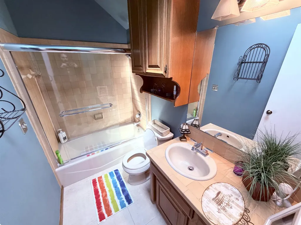 4610 N Farmstead Court Bel Aire KS 67220