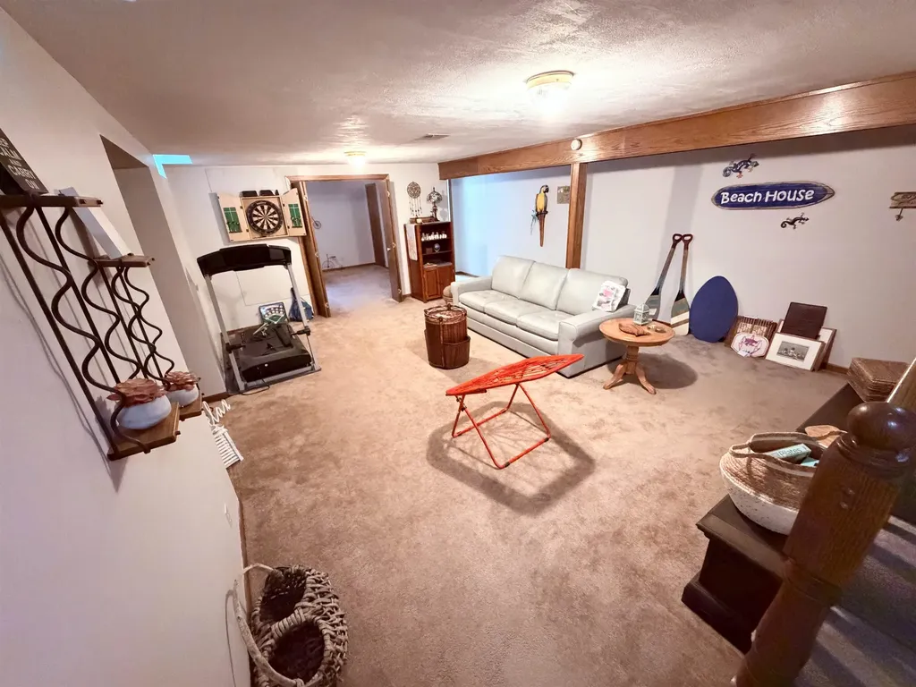 4610 N Farmstead Court Bel Aire KS 67220