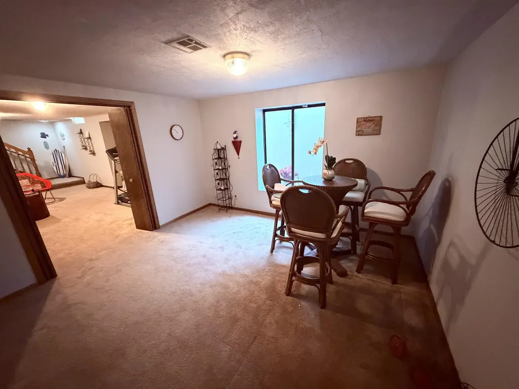 4610 N Farmstead Court Bel Aire KS 67220