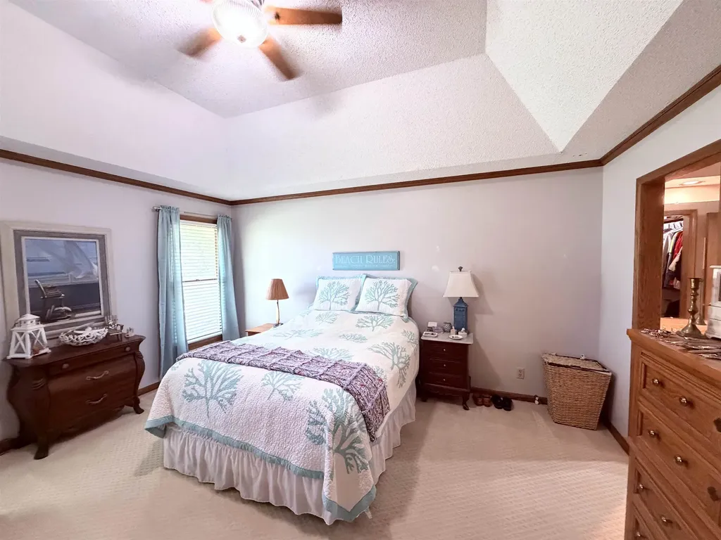 4610 N Farmstead Court Bel Aire KS 67220