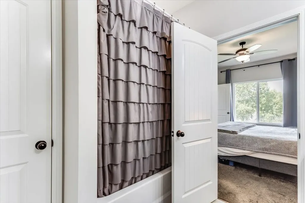 727 S Lakeview Street Haysville KS 67060