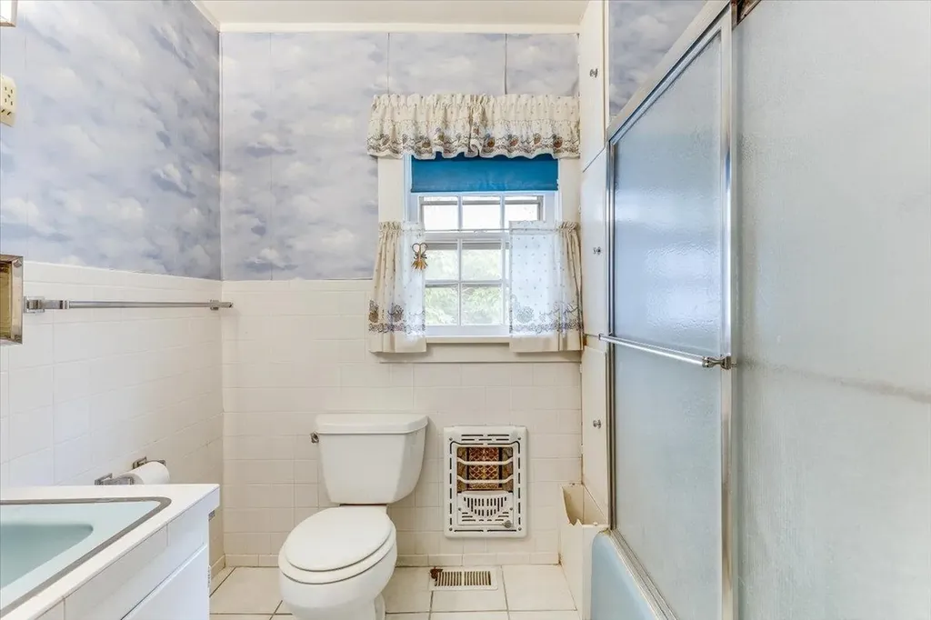 525 W 10th Street Newton KS 67214