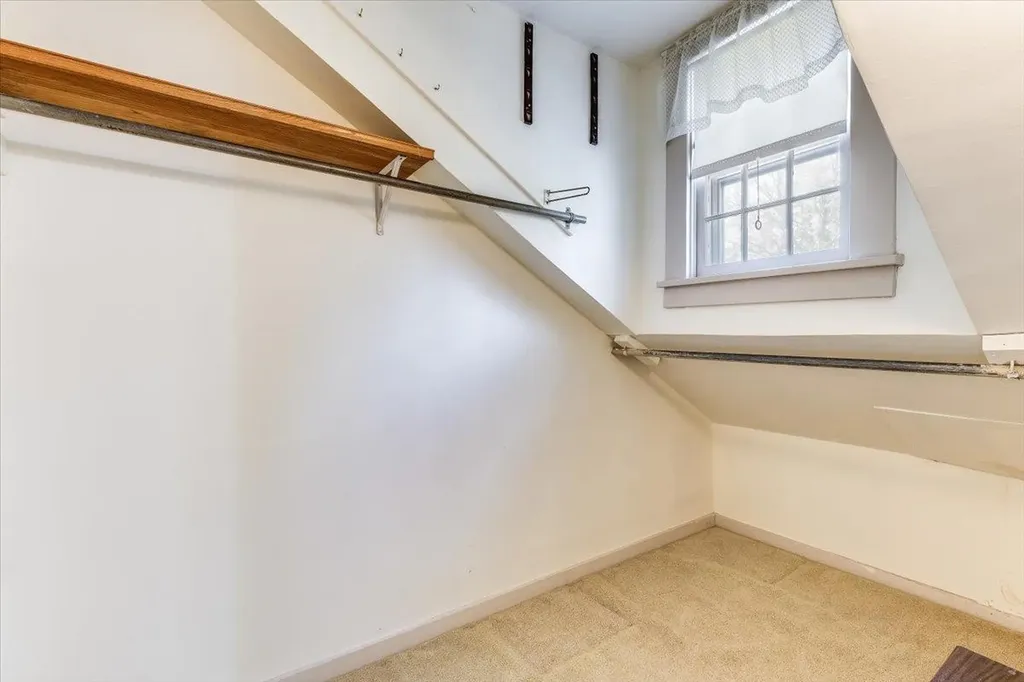 525 W 10th Street Newton KS 67214