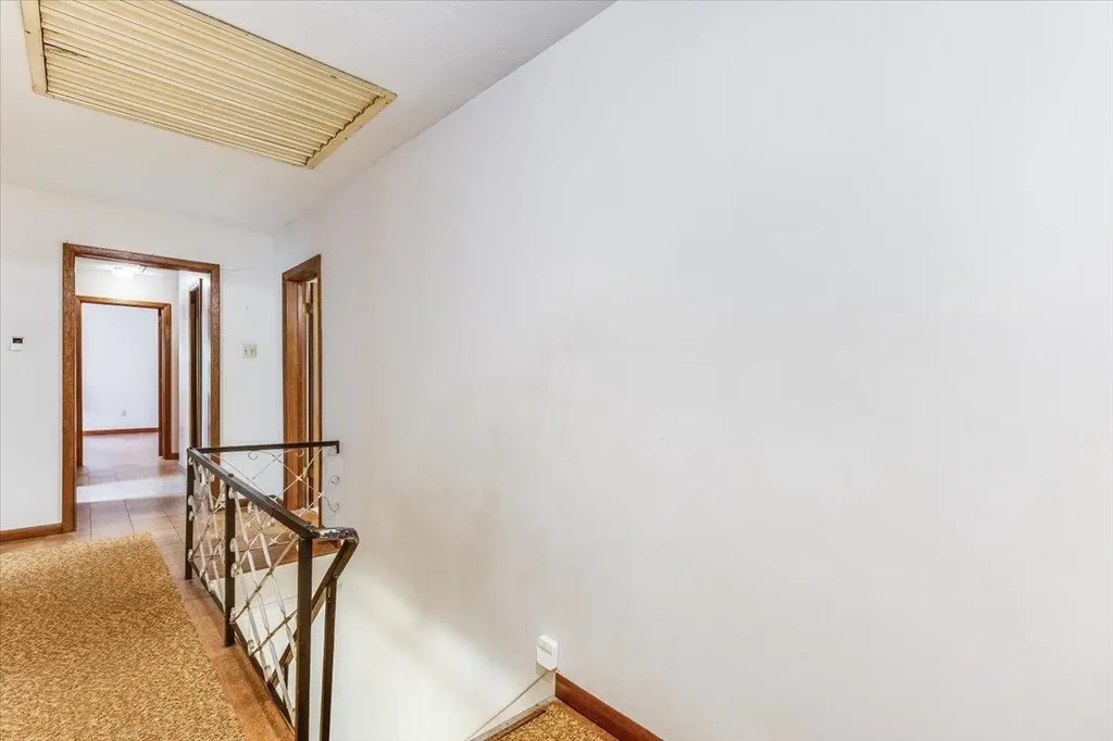 525 W 10th Street Newton KS 67214