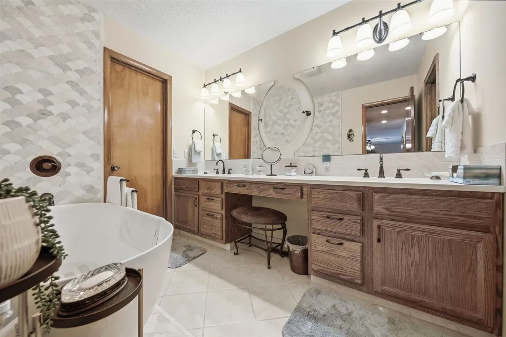 303 N Boyd Street Caldwell KS 67022