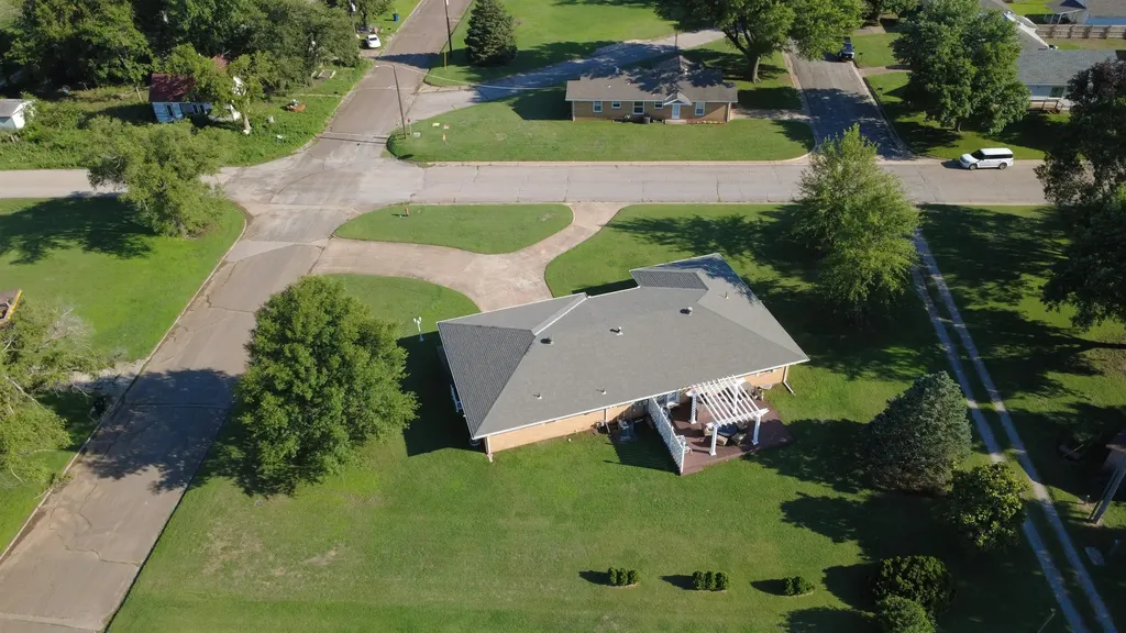 303 N Boyd Street Caldwell KS 67022