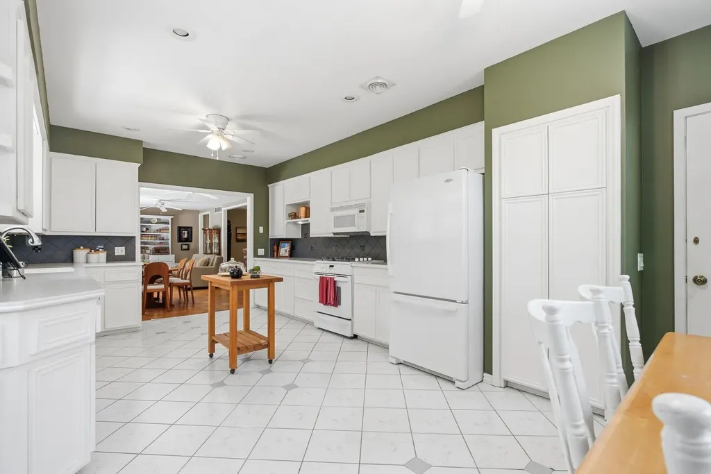 610 N Rutland Wichita KS 67206