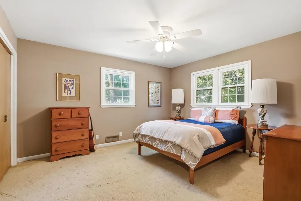 610 N Rutland Wichita KS 67206