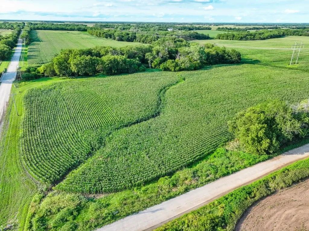 000 SW County Line Road Benton KS 67017
