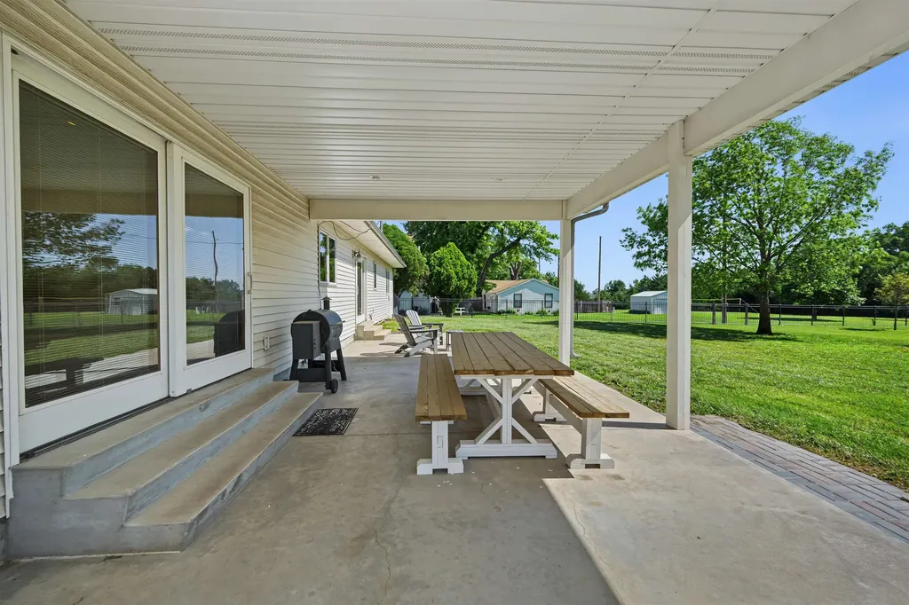 302 C Street Claflin KS 67525
