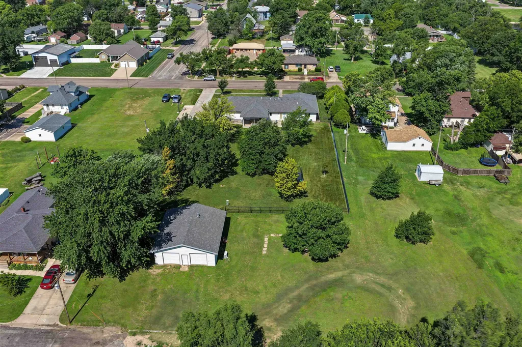 302 C Street Claflin KS 67525