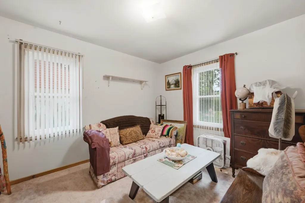 2857 S Larkin Drive Wichita KS 67216
