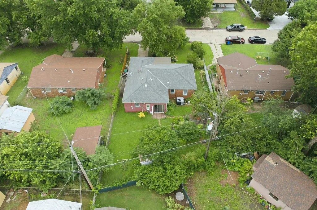 2857 S Larkin Drive Wichita KS 67216