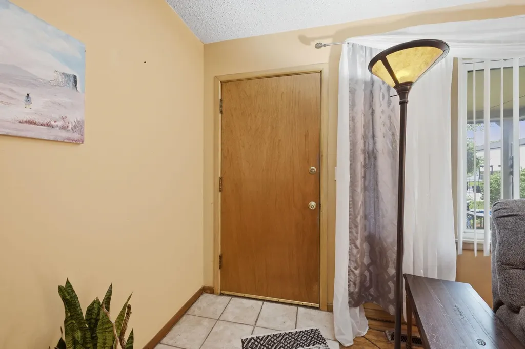 2857 S Larkin Drive Wichita KS 67216