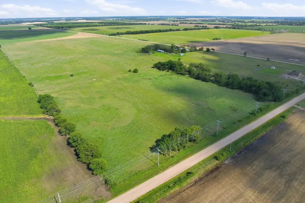 00000 N 117th Street N Sedgwick KS 67135