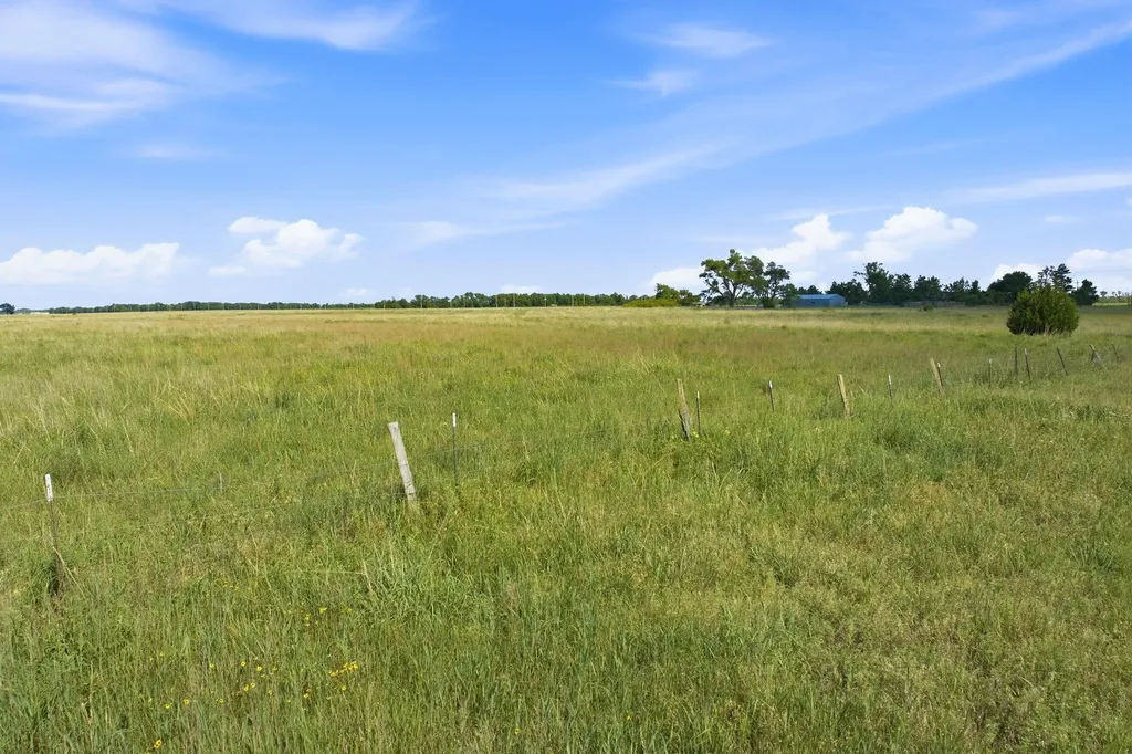 00000 N 117th Street N Sedgwick KS 67135