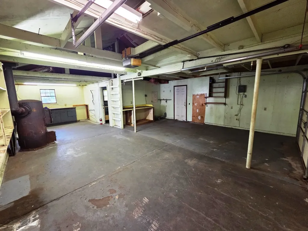 1500 E 9th Street Newton KS 67114