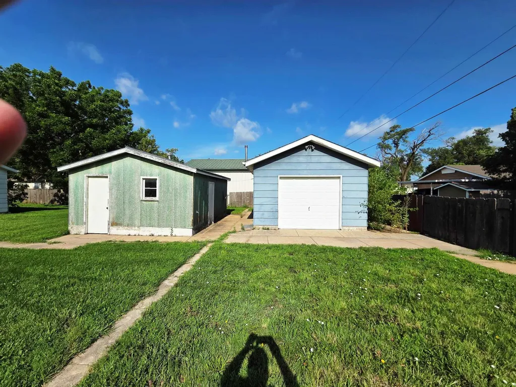 1500 E 9th Street Newton KS 67114