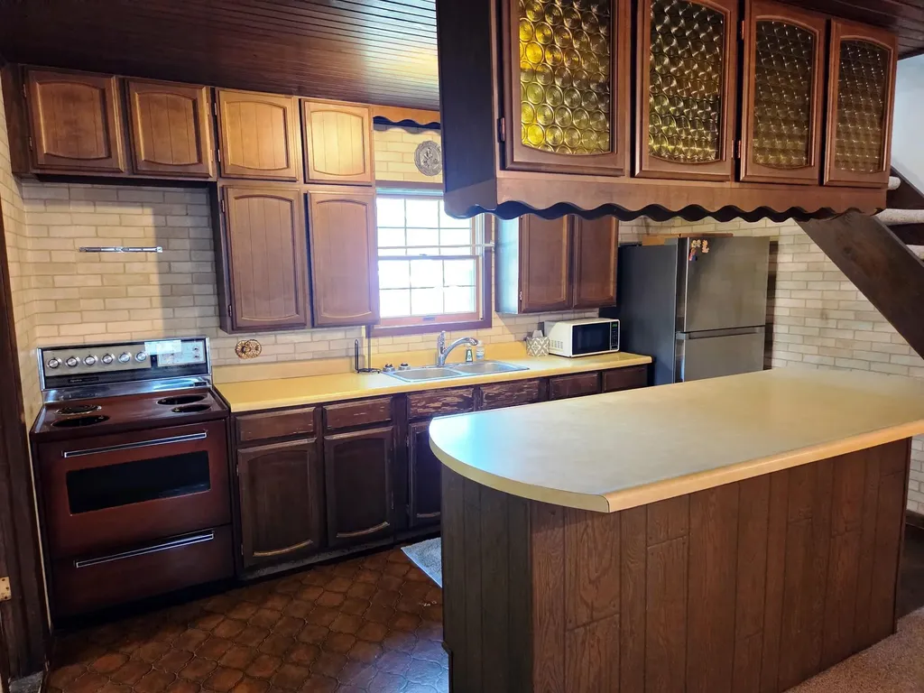 1500 E 9th Street Newton KS 67114