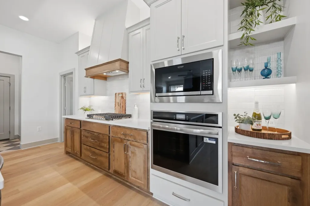 5108 N Highland Street Bel Aire KS 67220