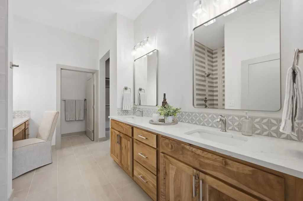 5108 N Highland Street Bel Aire KS 67220