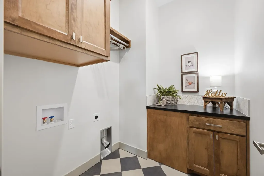 5108 N Highland Street Bel Aire KS 67220