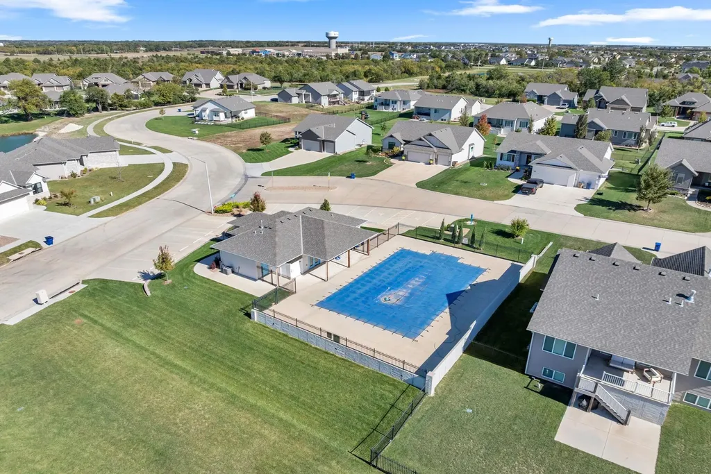 5108 N Highland Street Bel Aire KS 67220