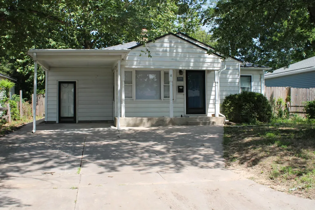 544 S Sylan Wichita KS 67218