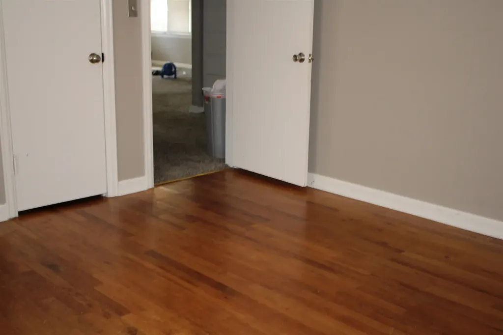 544 S Sylan Wichita KS 67218