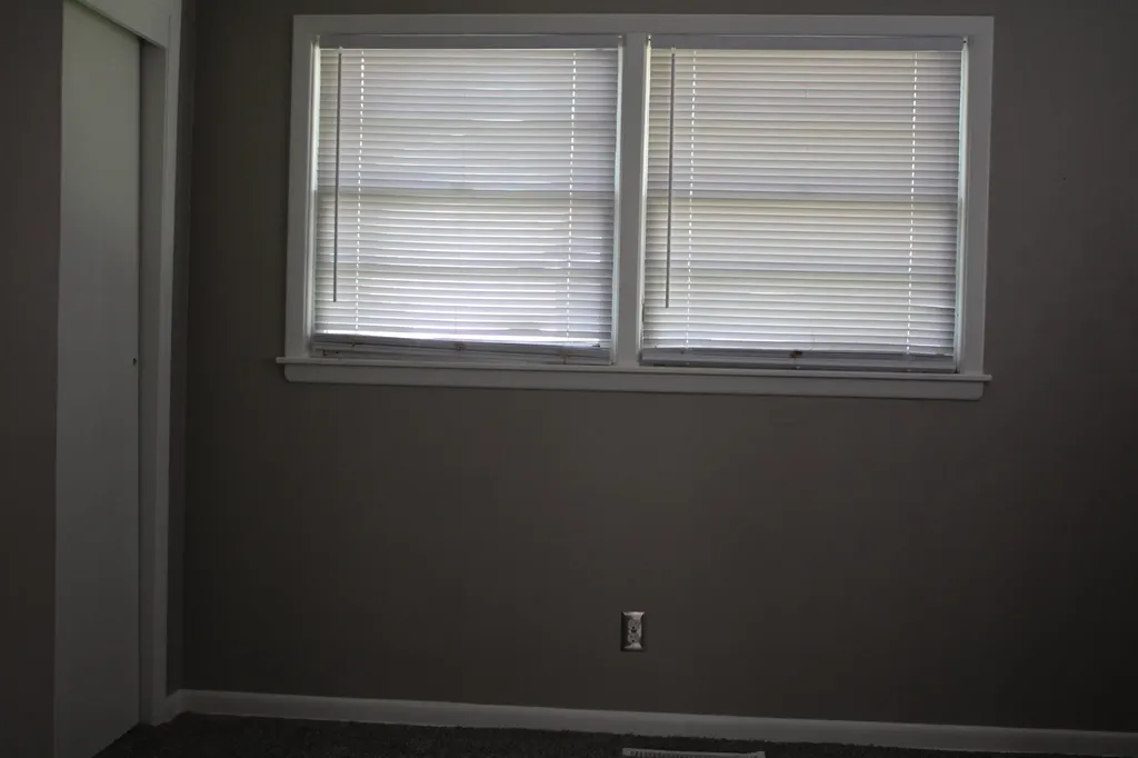 544 S Sylan Wichita KS 67218