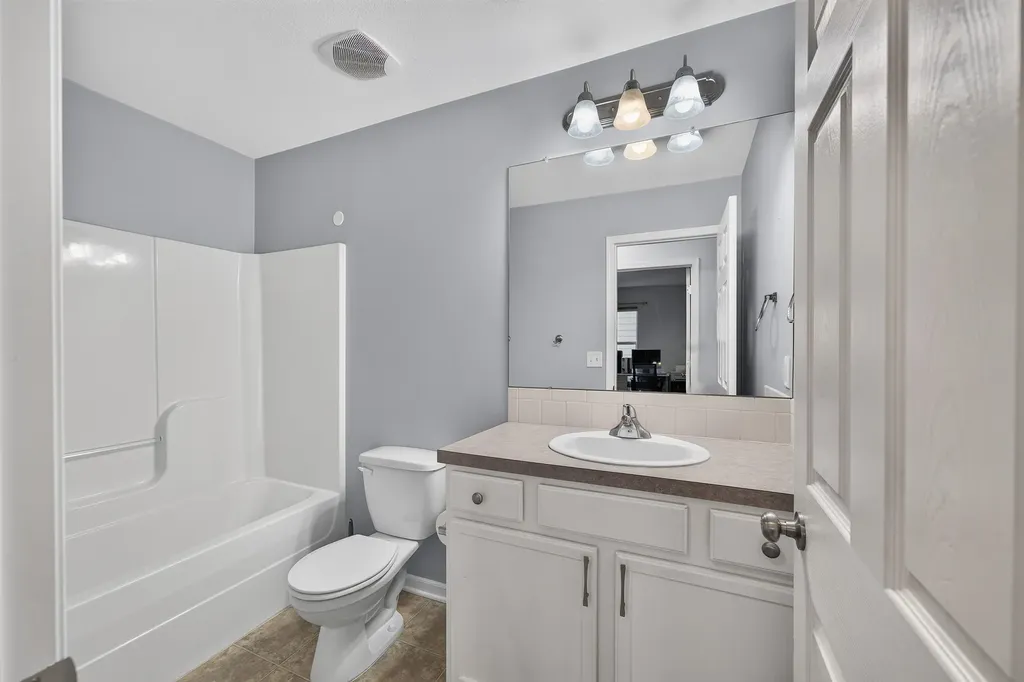 2701 E Kite Wichita KS 67219