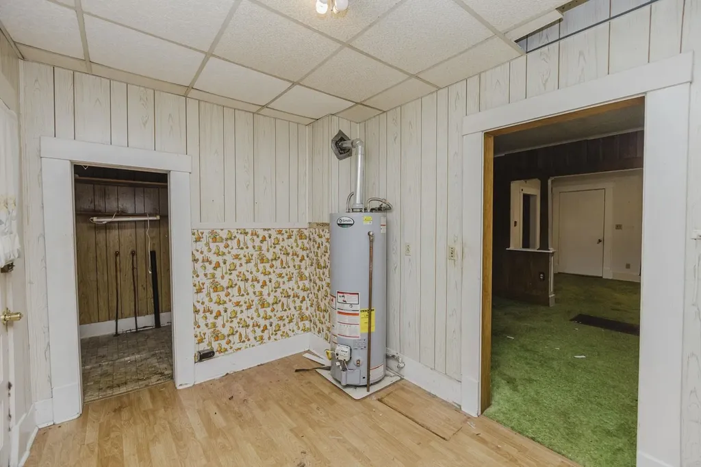 223 N Fern Wichita KS 67203