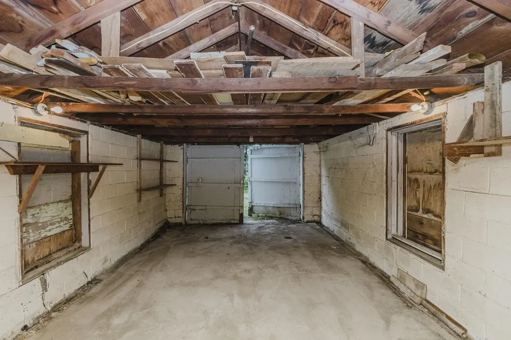 223 N Fern Wichita KS 67203