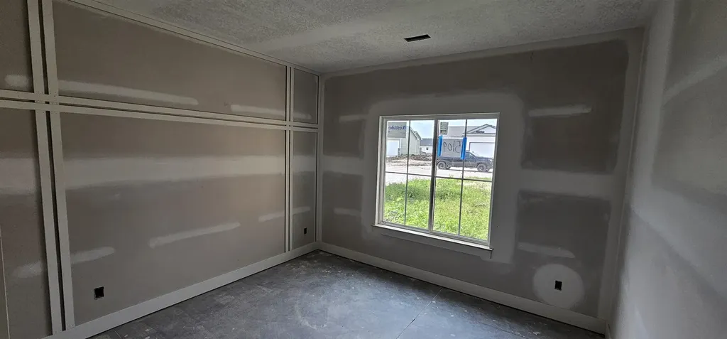 5109 N Toben Court Bel Aire KS 67226