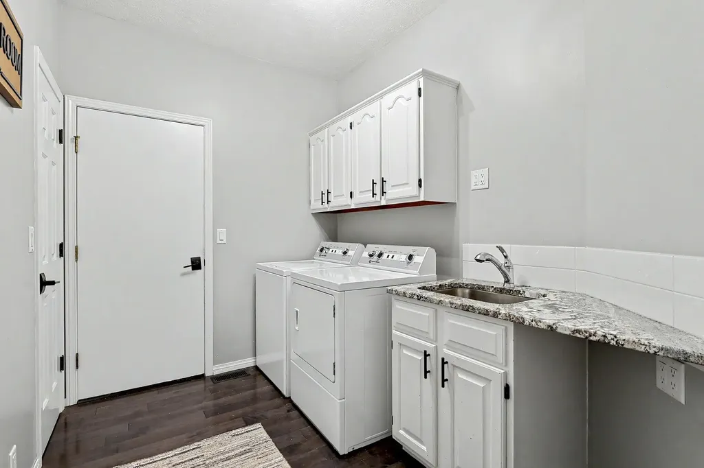 4809 N Portwest Street Wichita KS 67204