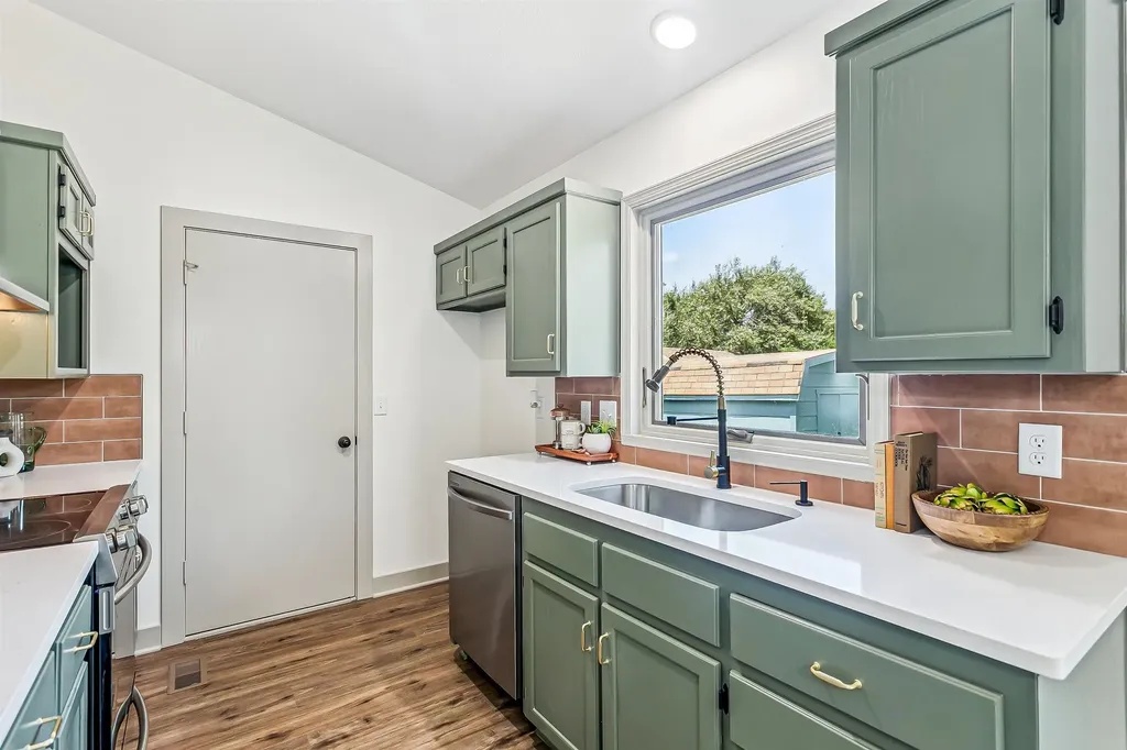 2046 N Cheryl Court Wichita KS 67212