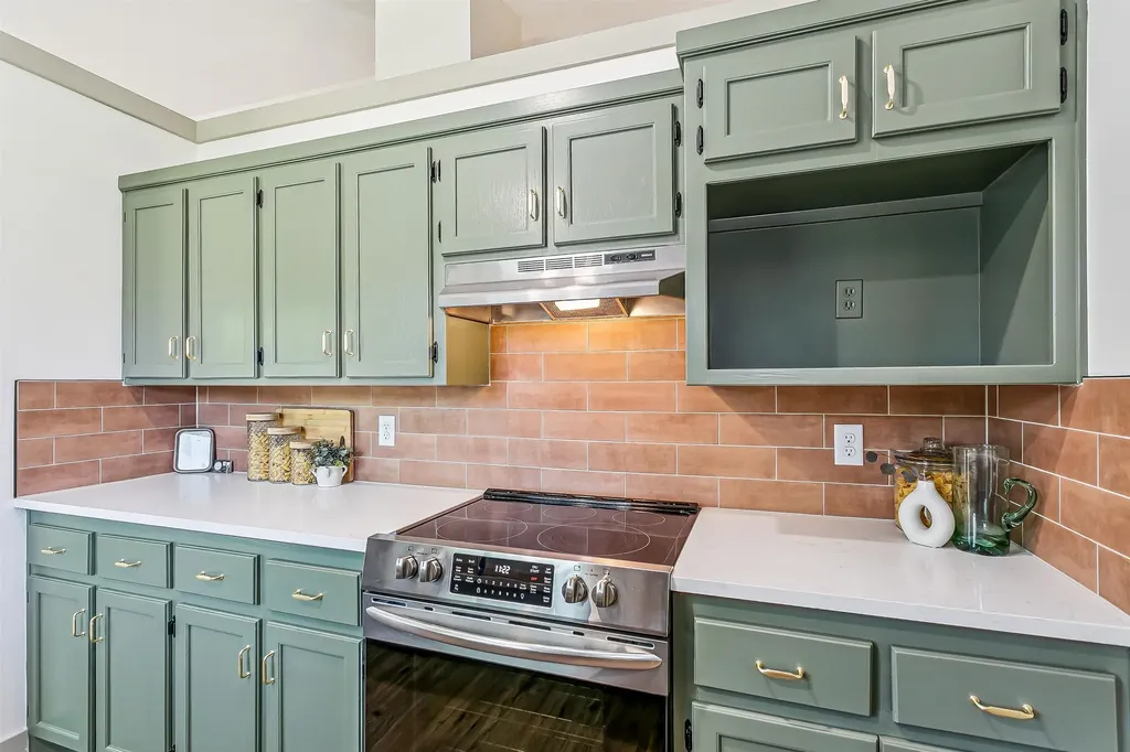 2046 N Cheryl Court Wichita KS 67212