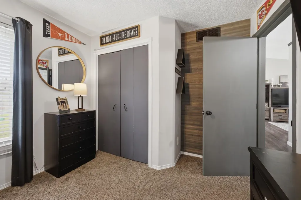4505 S Richmond Wichita KS 67217