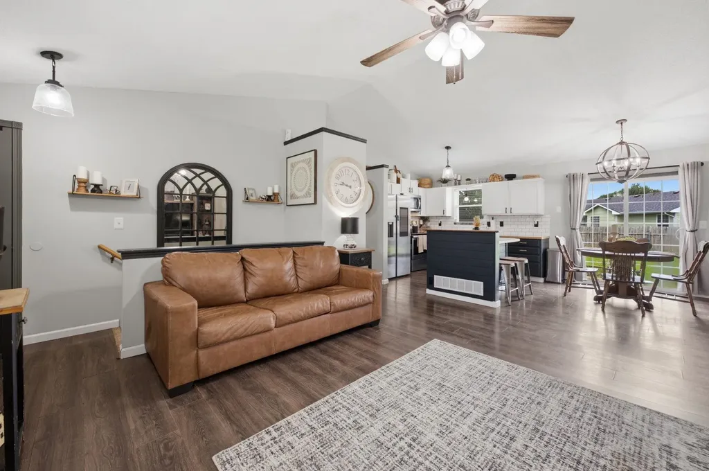 4505 S Richmond Wichita KS 67217