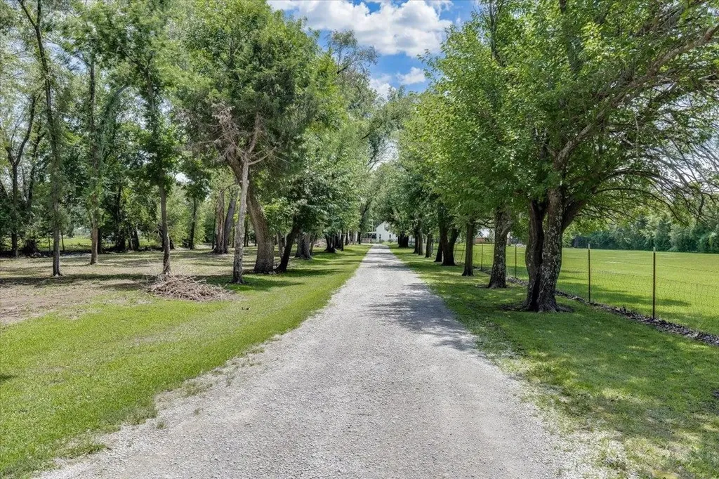 1179 E 120th Avenue N Belle Plaine KS 67013